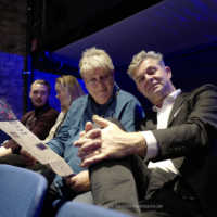 Tag 1 – Ralf Sausmikat (EMAF) und Holger Tepe (Kommunalkino Bremen City 46) beim Eröffnungsfilm „Monobloc“